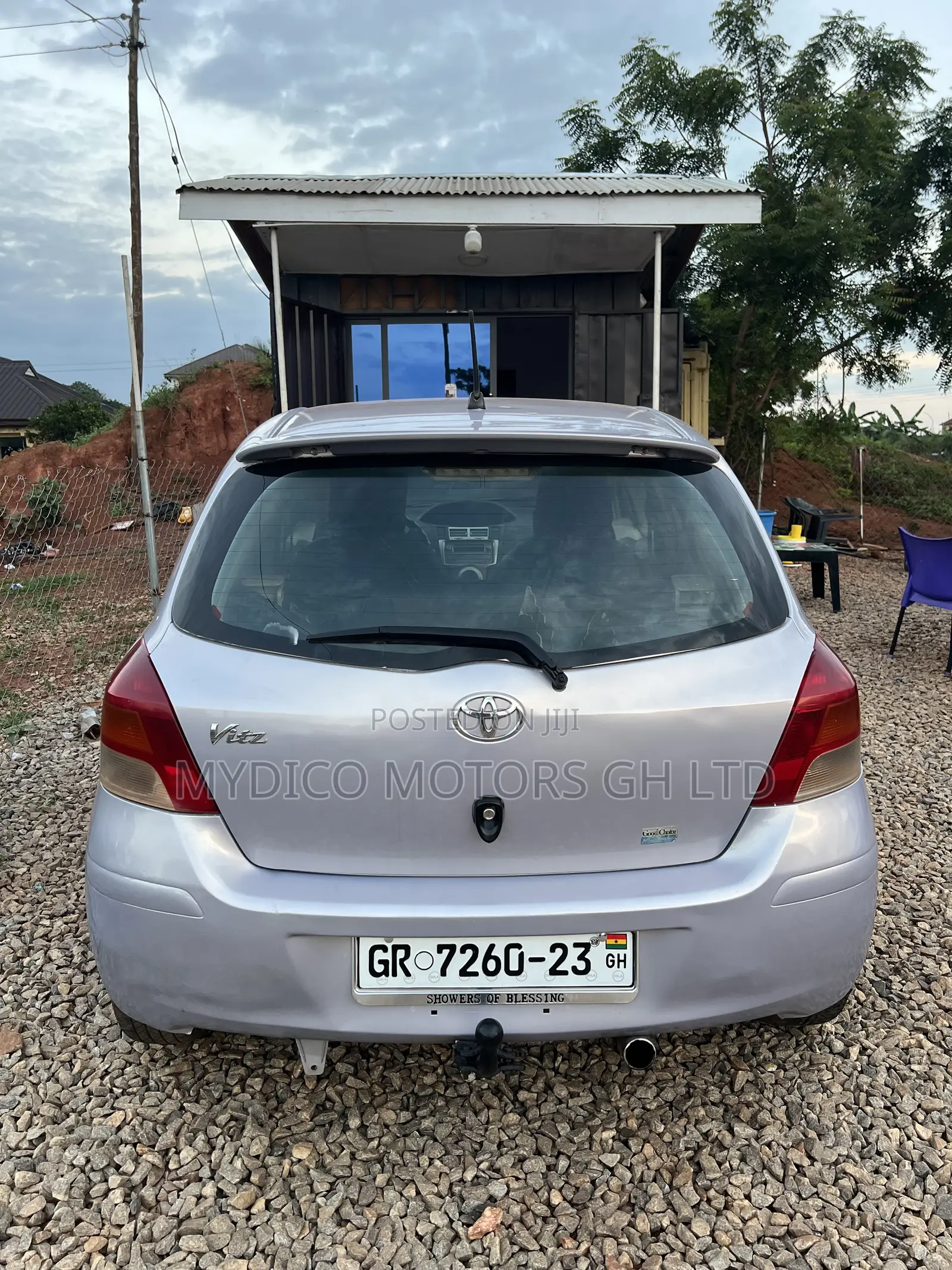 Toyota Vitz 1.5 FWD 3dr 2010 Gray