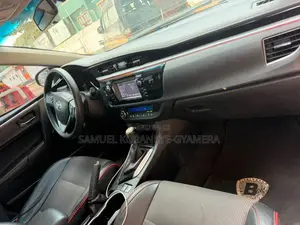 Toyota Corolla 2016 Black