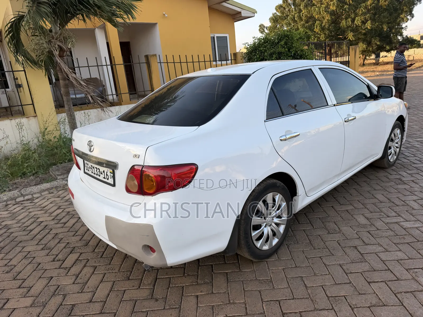Toyota Corolla LE 4dr Sedan (1.8L 4 cyl 4A) 2009 White