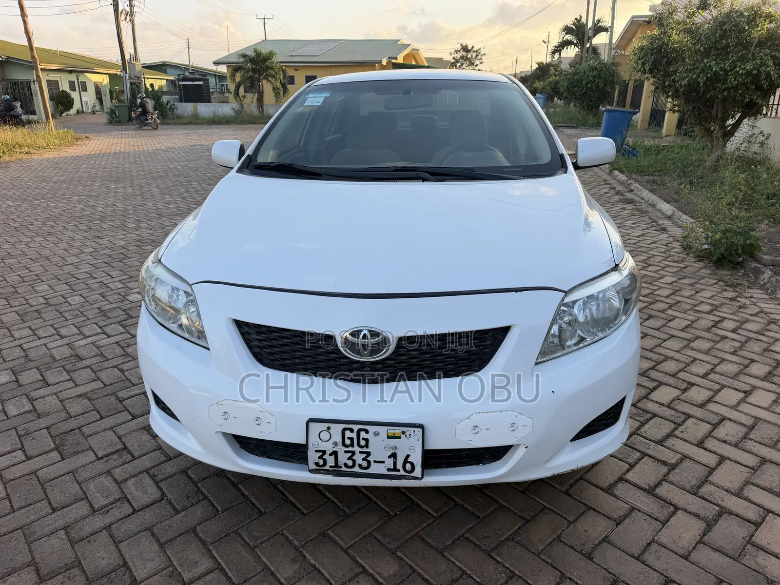 Toyota Corolla LE 4dr Sedan (1.8L 4 cyl 4A) 2009 White