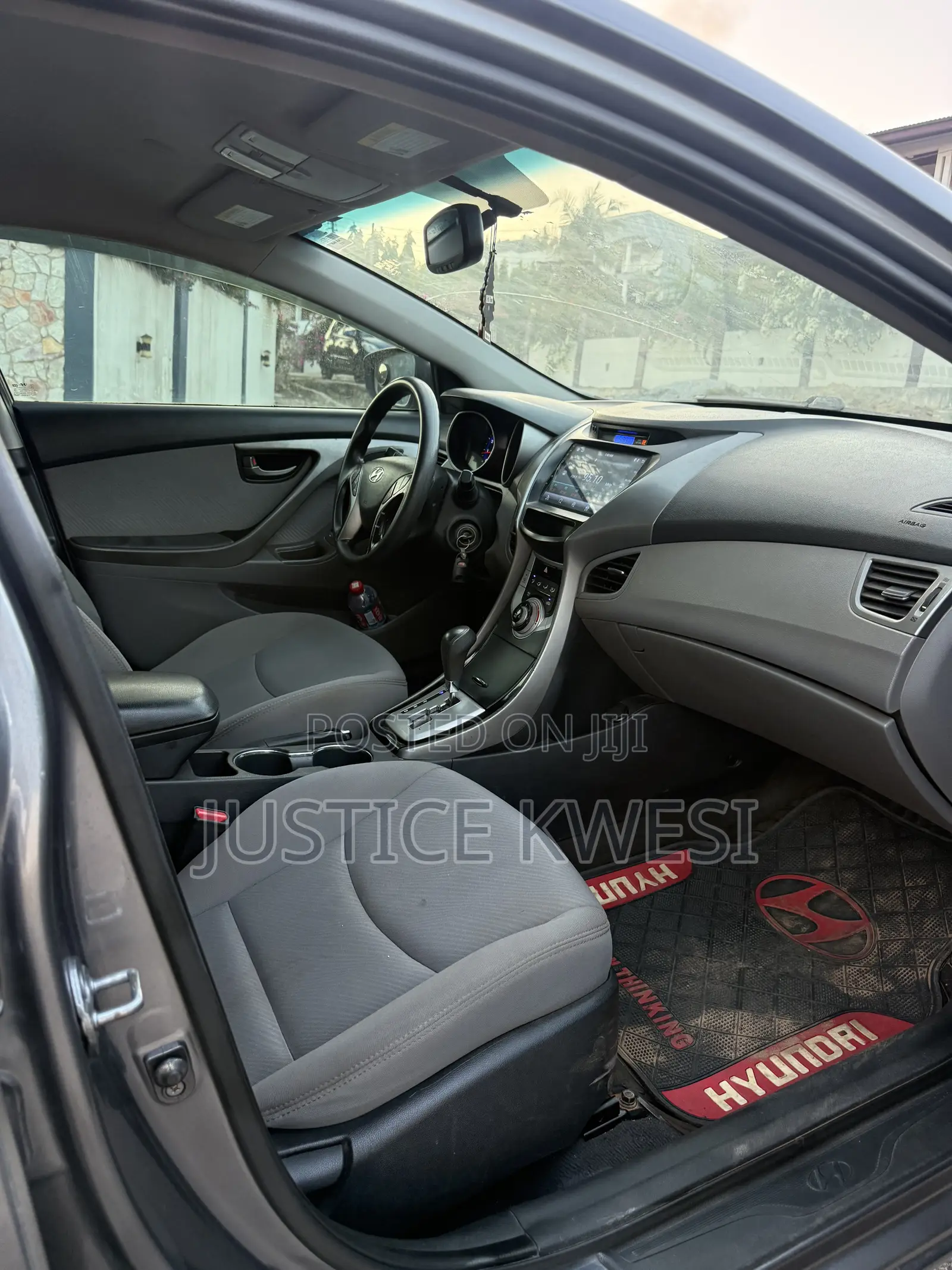Hyundai Elantra GLS 2012 Gray