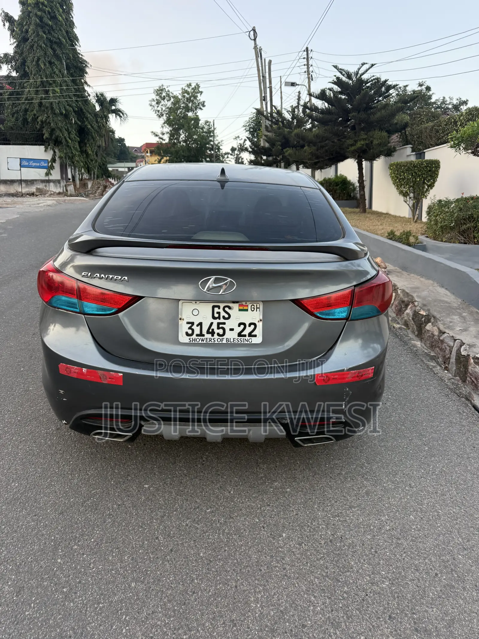 Hyundai Elantra GLS 2012 Gray