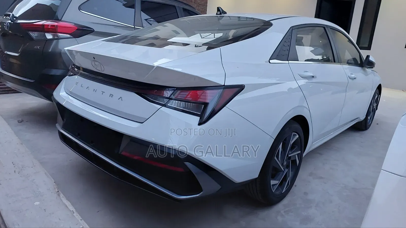 New Hyundai Elantra 2025 White