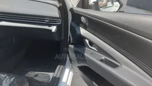 New Hyundai Elantra 2025 White