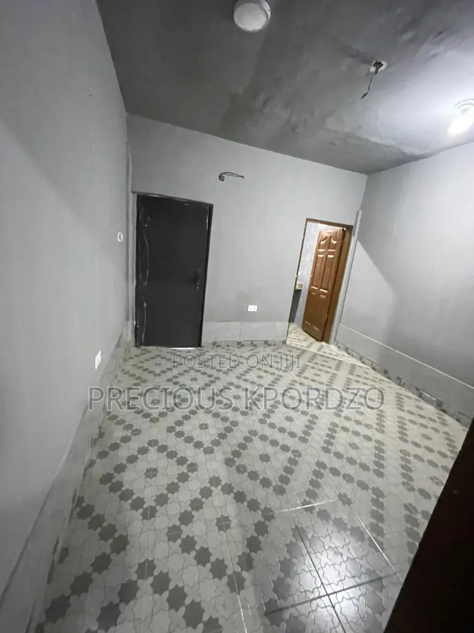 1bdrm Room & Parlour in Lakeside Community 1 for rent