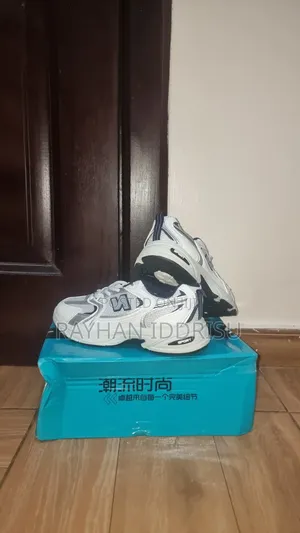 Solid Shoes