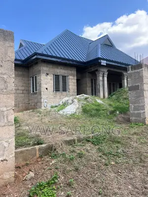 4bdrm House in Asikafo) Amba Nt3M, Kwabre for sale