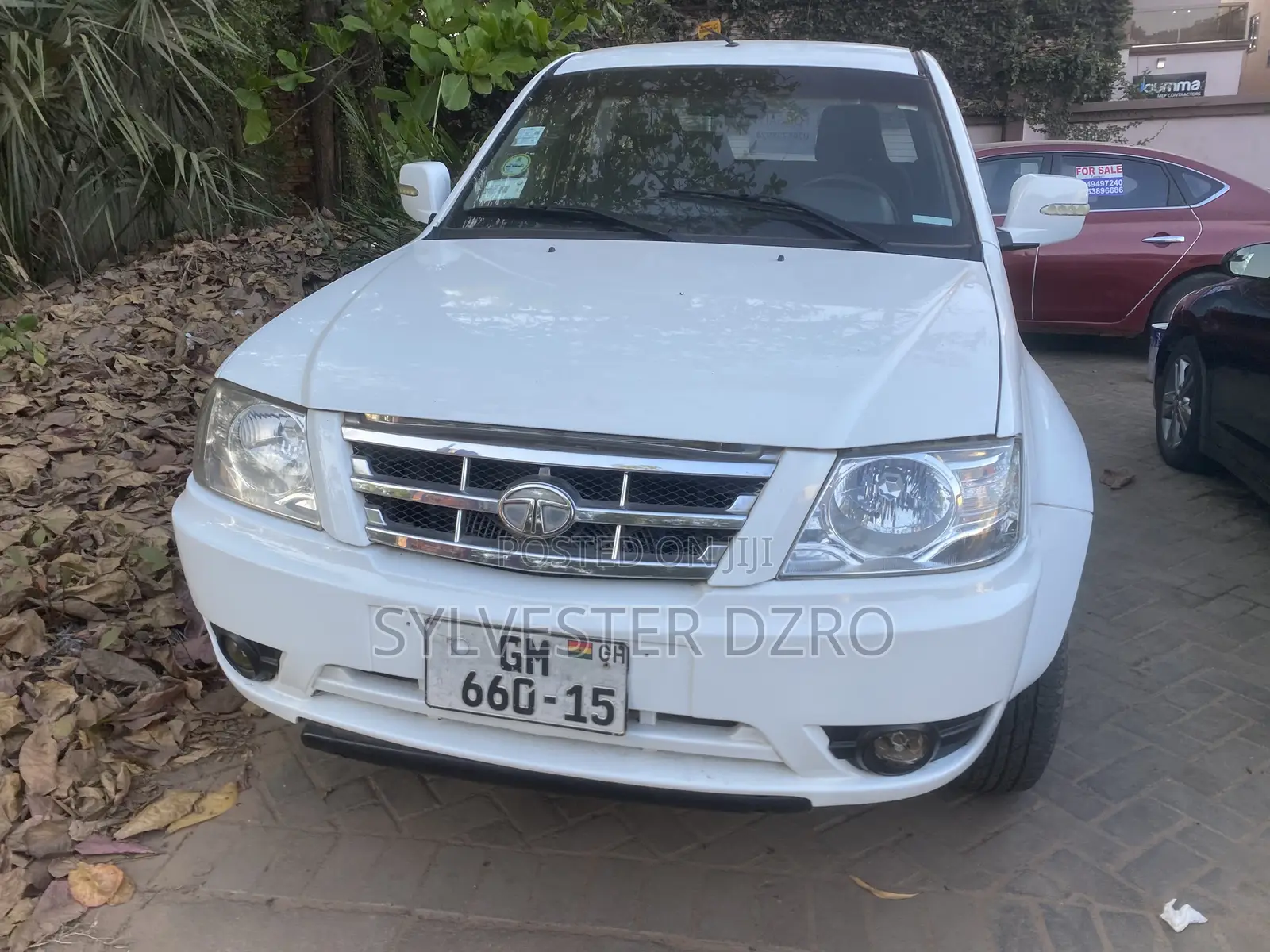 Tata Xenon 2014 White