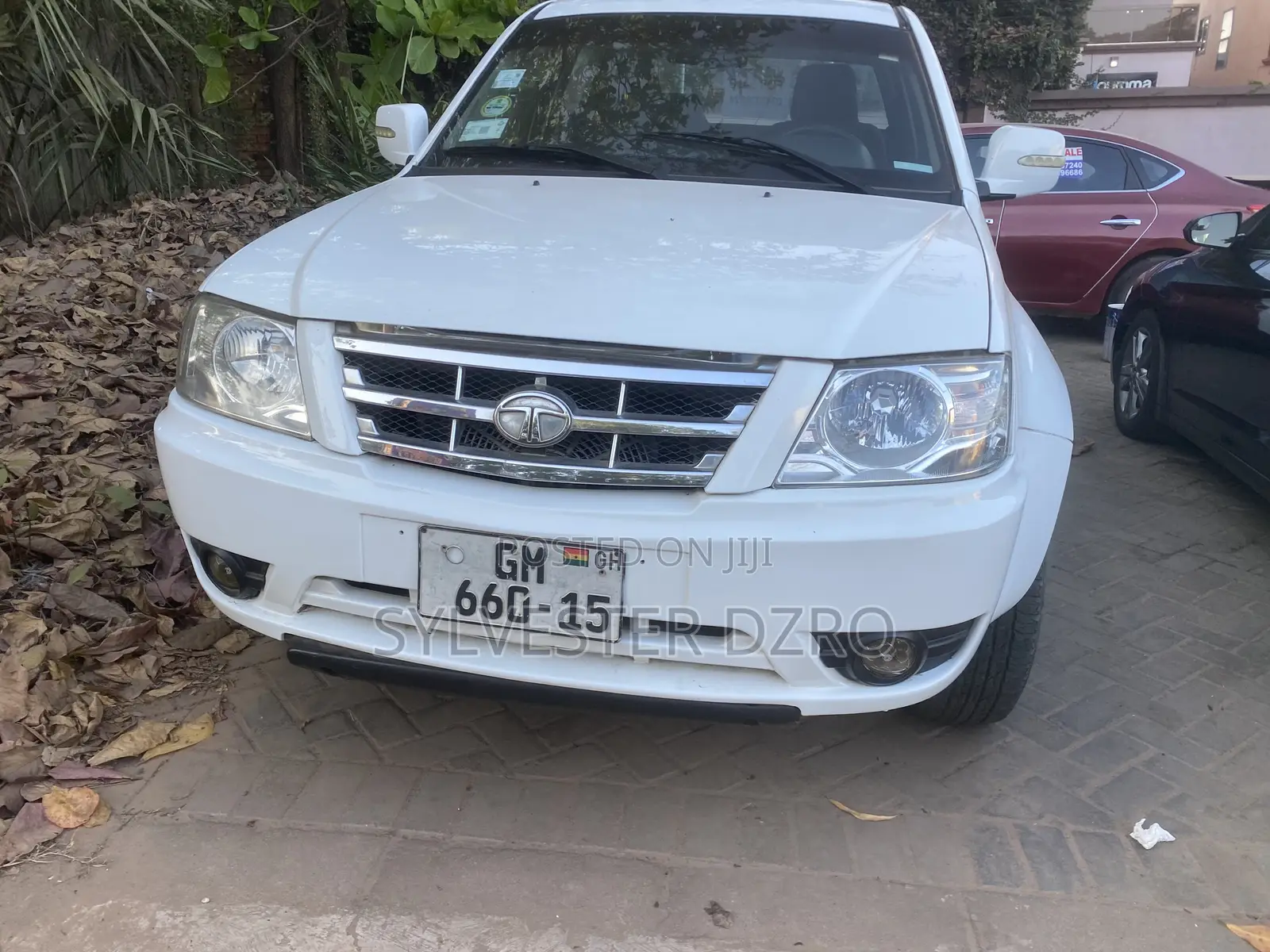 Tata Xenon 2014 White