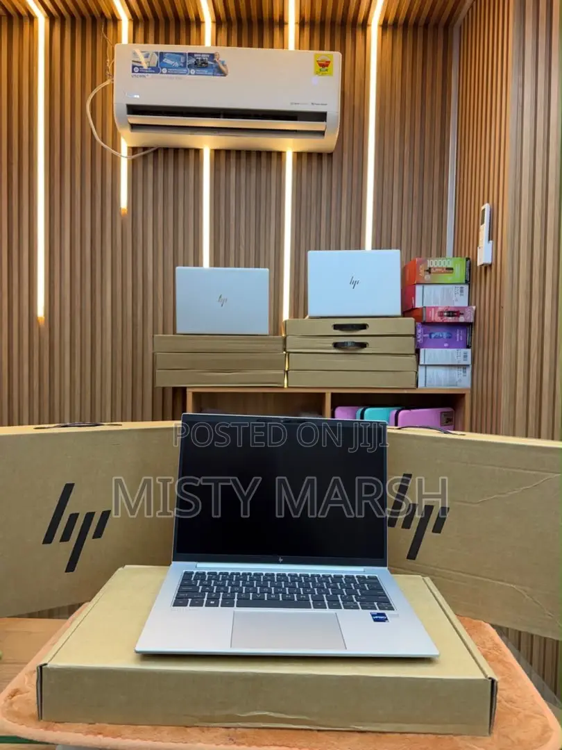 New Laptop HP EliteBook 840 G9 16GB Intel Core i7 SSD 256GB