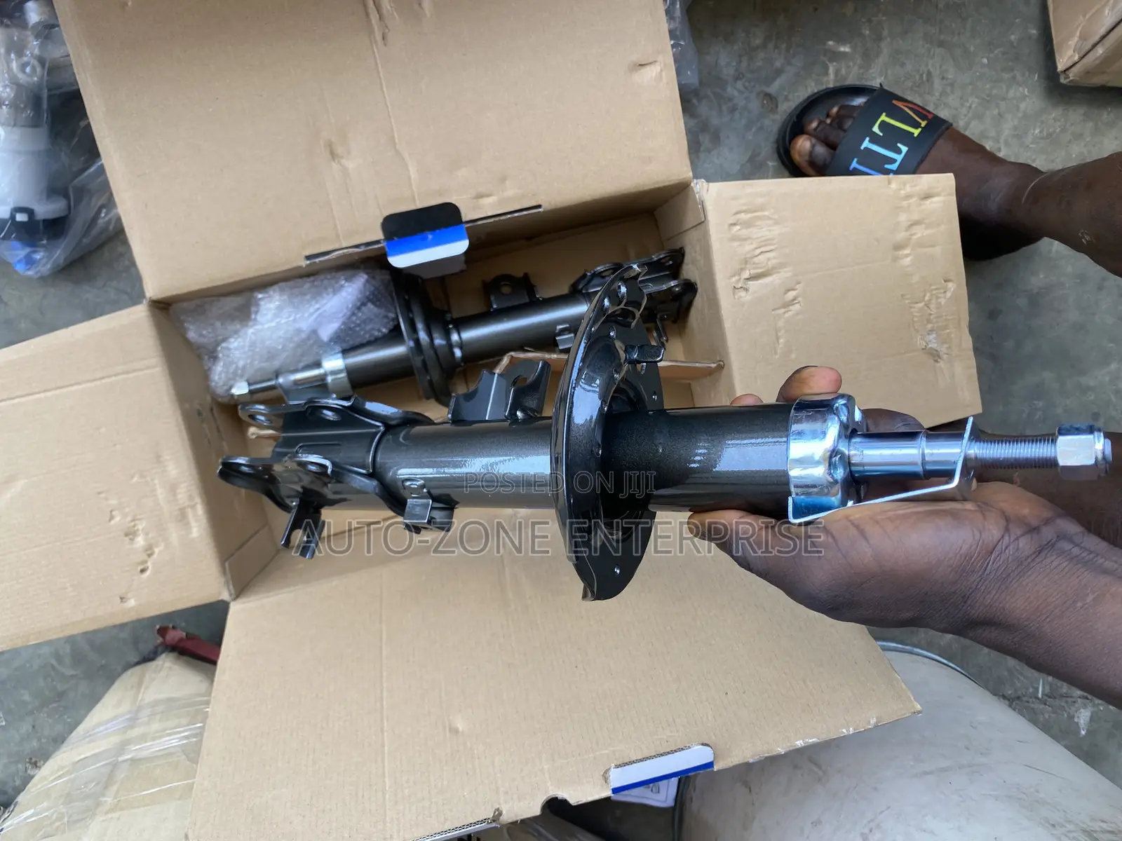 Hyundai Accent 2012 2013 2014 2015 2016 2017 Front Shock Absorbers