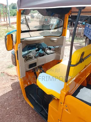 Bajaj RE 2026 Red