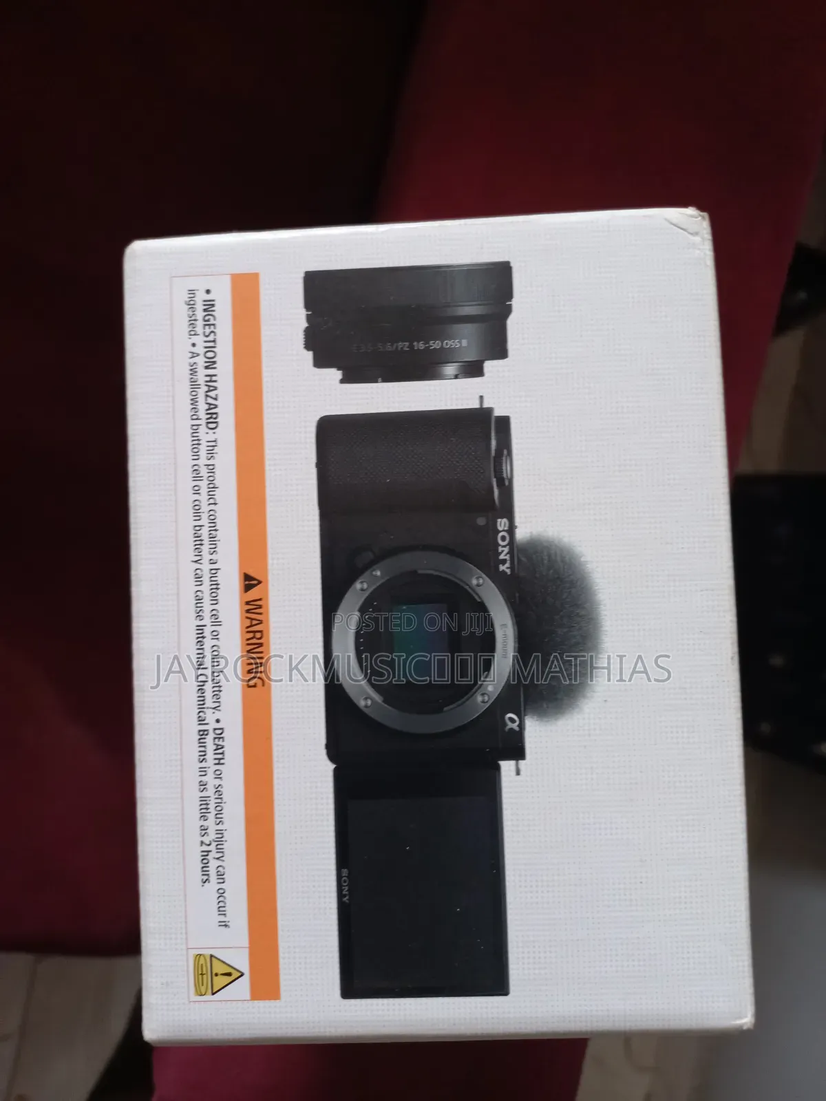 Sony Zv-E10 Camera With Sigma 16.4mm Lens.