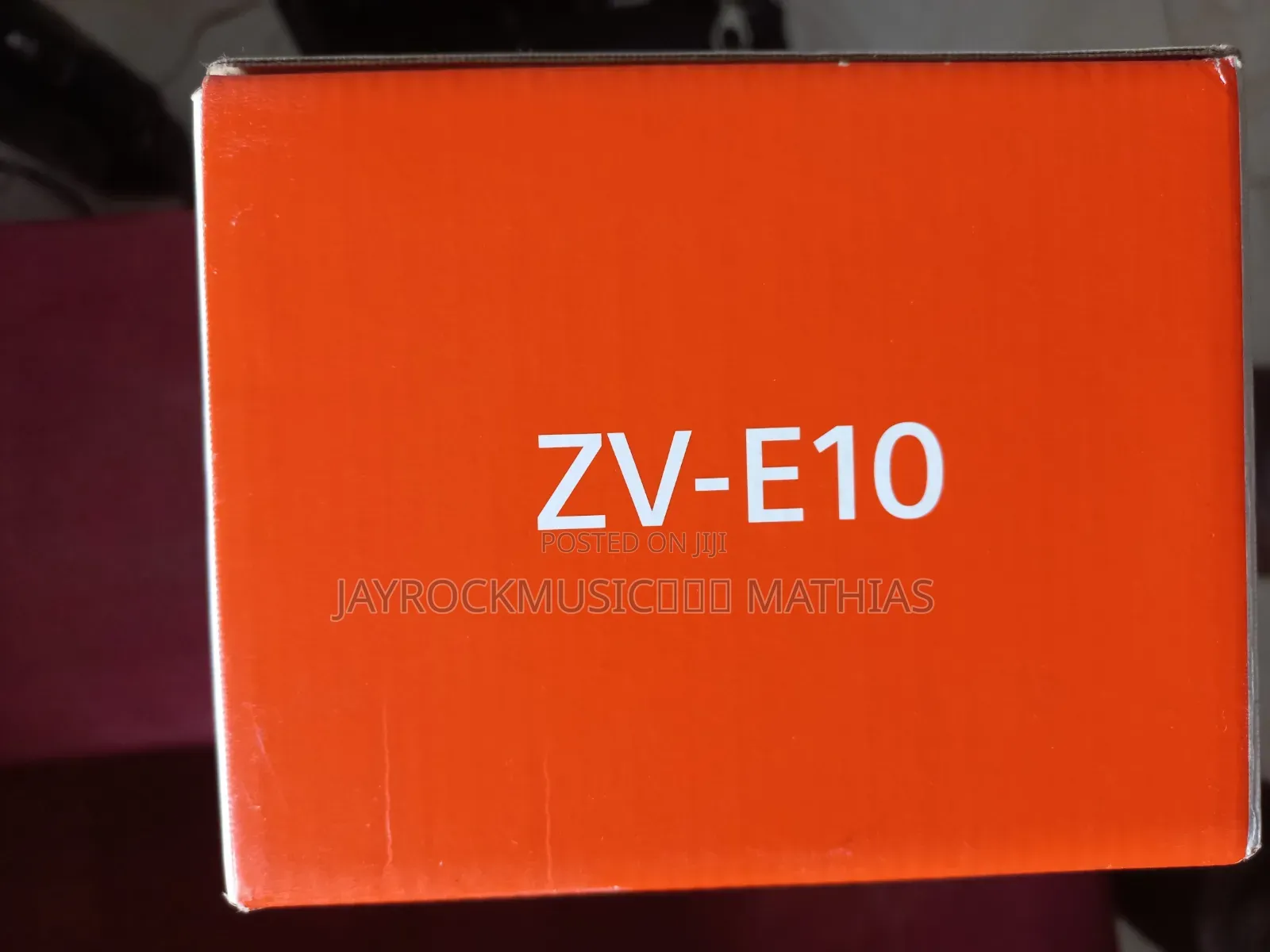 Sony Zv-E10 Camera With Sigma 16.4mm Lens.