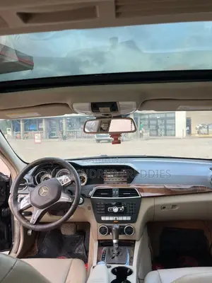 Mercedes-Benz C250 2013 Black