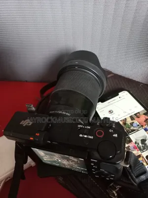 Sony Zv-E10 Camera With Sigma 16.4mm Lens.
