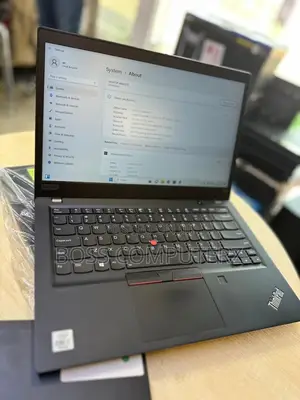 Laptop Lenovo ThinkPad T14s G4 16GB Intel Core i5 SSD 512GB