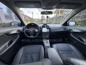 Toyota Corolla S 4dr Sedan (1.8L 4cyl 4A) 2013 Black