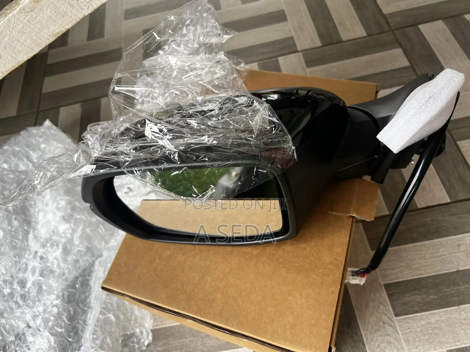 Honda CRV 2017 2018 2019 2020 Driving Mirror With Light Available