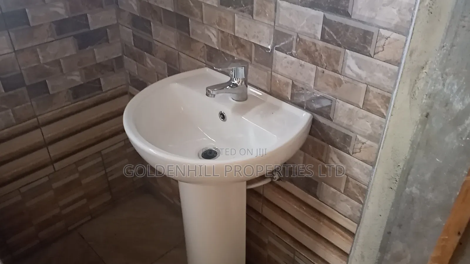 Furnished 1bdrm House in Old Barrier for rent