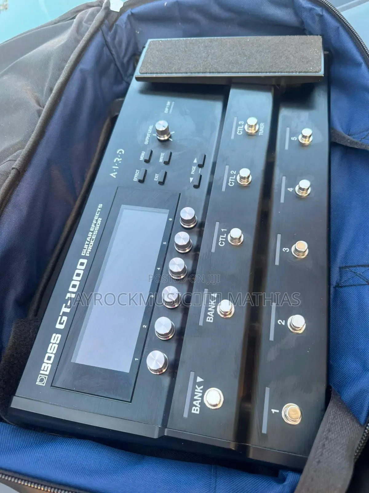 Boss Gt 1000 Effect Pedal Pedal .Slightly Used