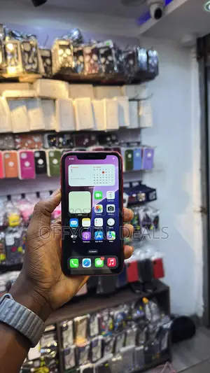 Apple iPhone 11 64 GB Red