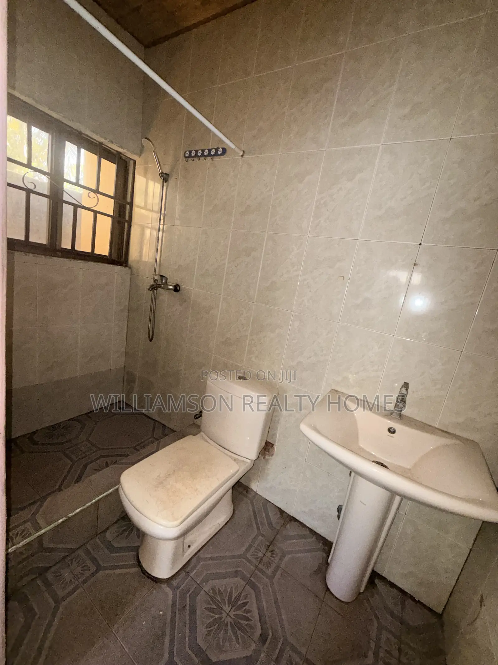 1bdrm Apartment in Kotobabi Area, Spintex for rent