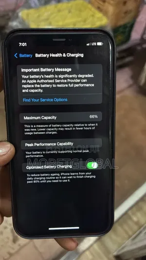 Apple iPhone XR 64 GB Red