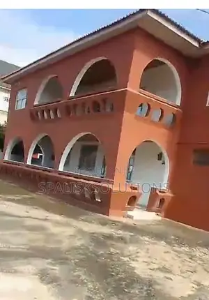 13bdrm House in Weija for sale
