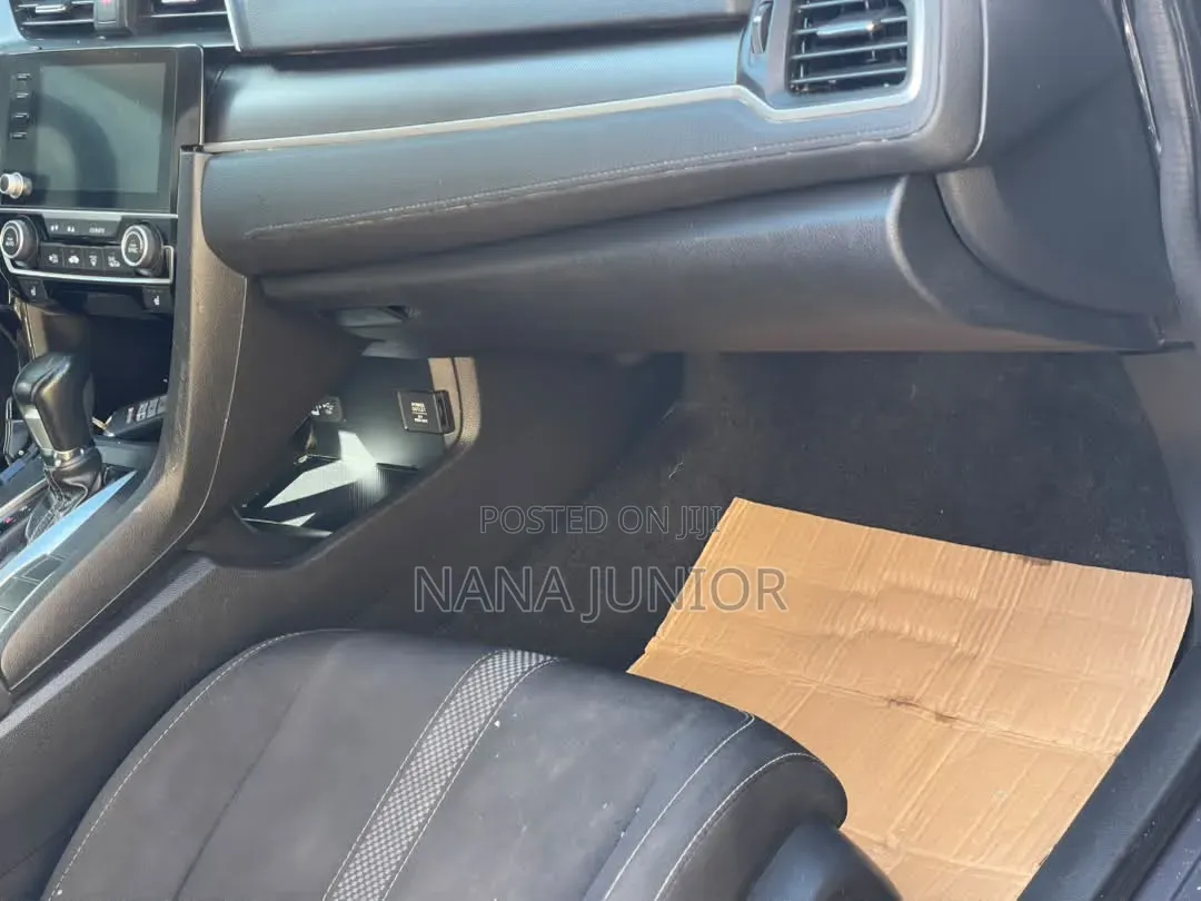 Honda Civic EX Sedan 2020 Gray