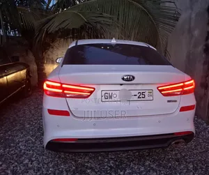 Kia K5 2016 White