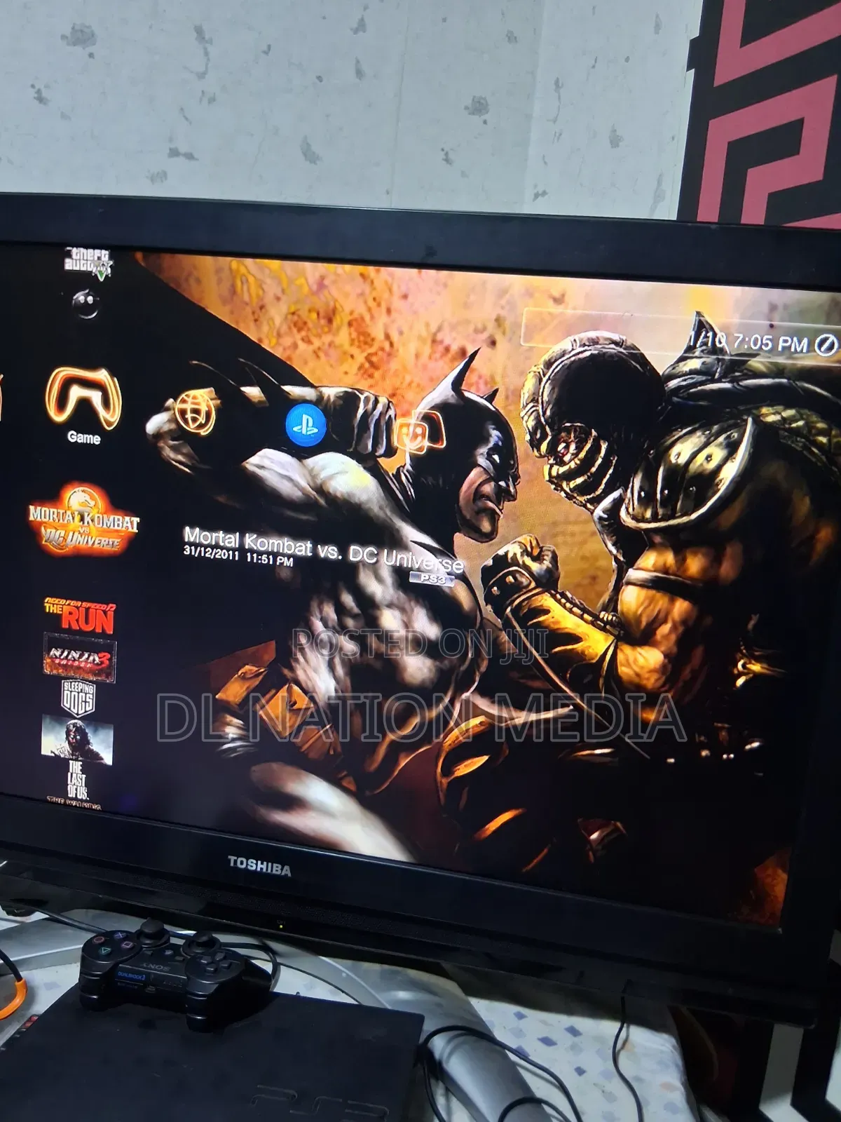 PS3 Slim Jailbreak With 2 Pads and 17games +500gig HDD and a Cable