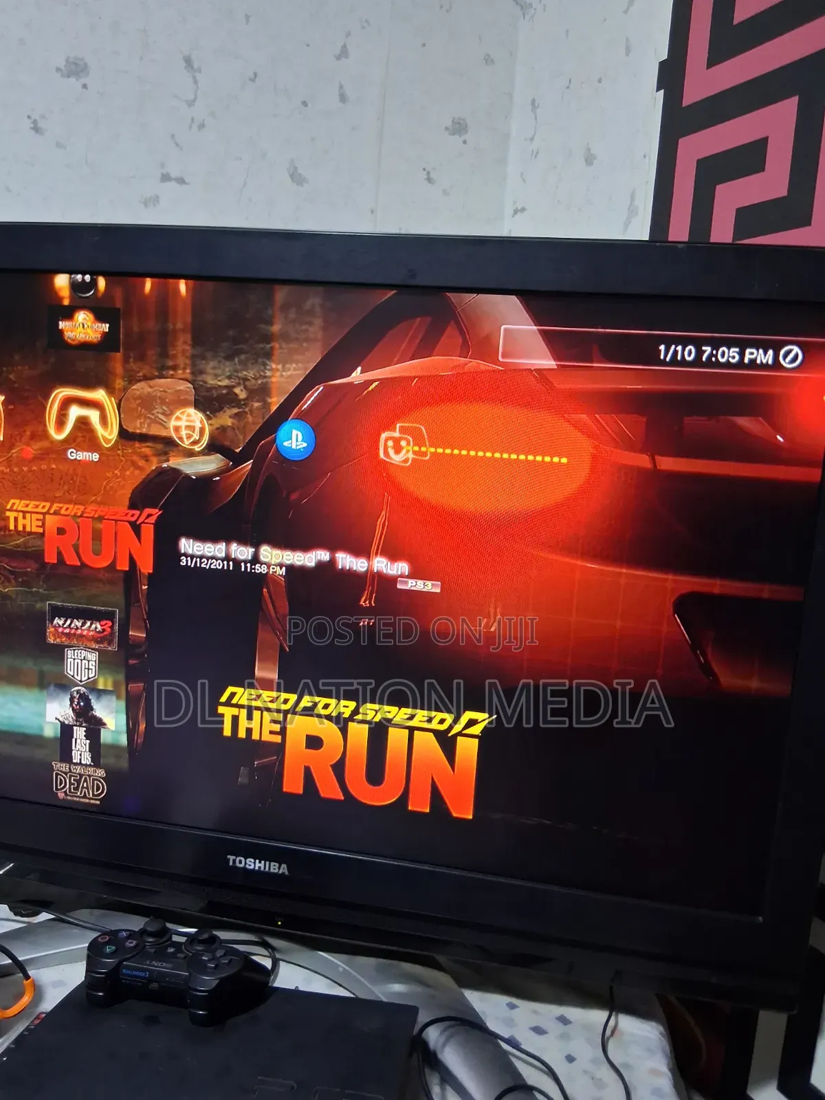 PS3 Slim Jailbreak With 2 Pads and 17games +500gig HDD and a Cable