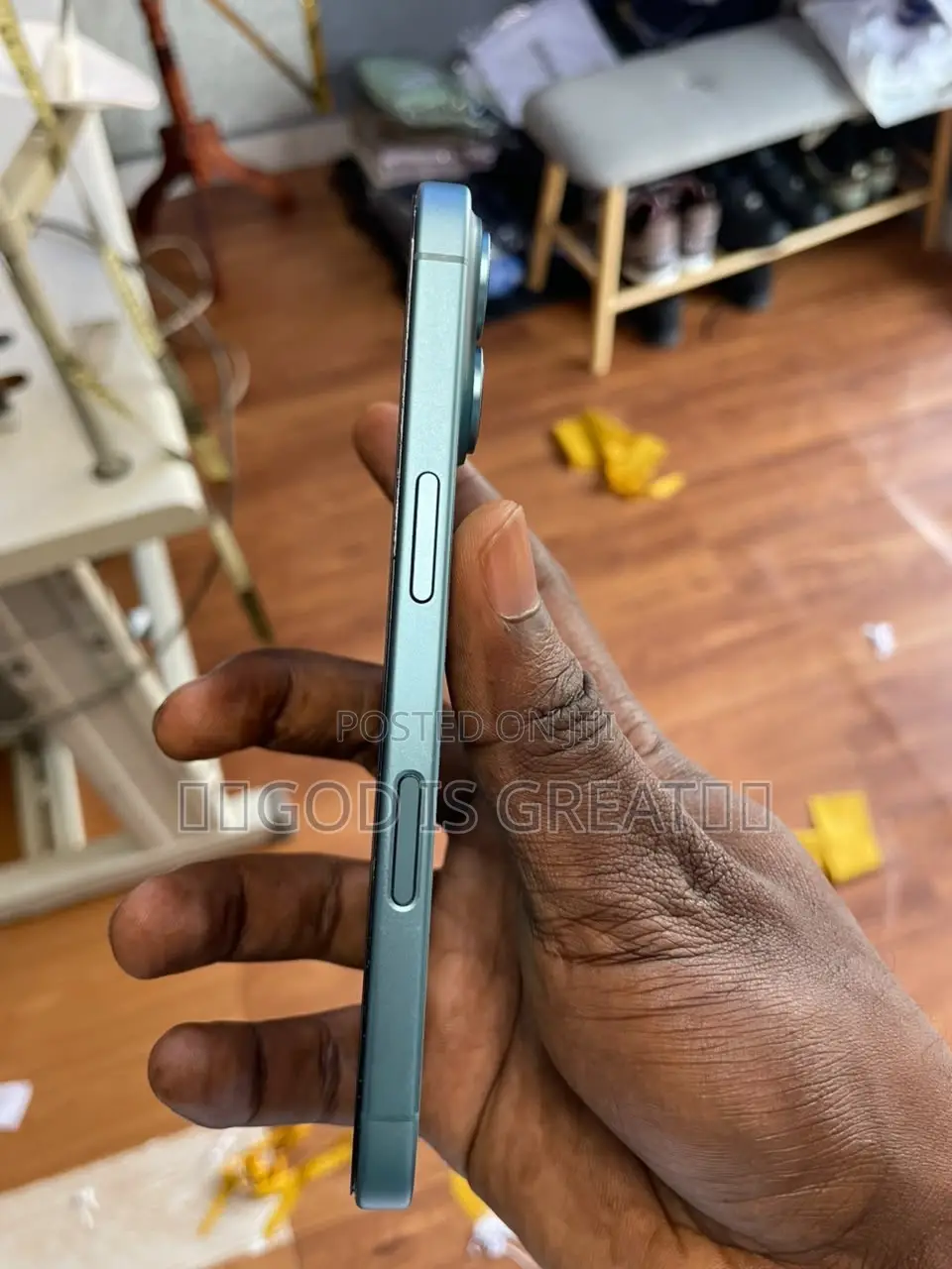 Apple iPhone 16 128 GB Green