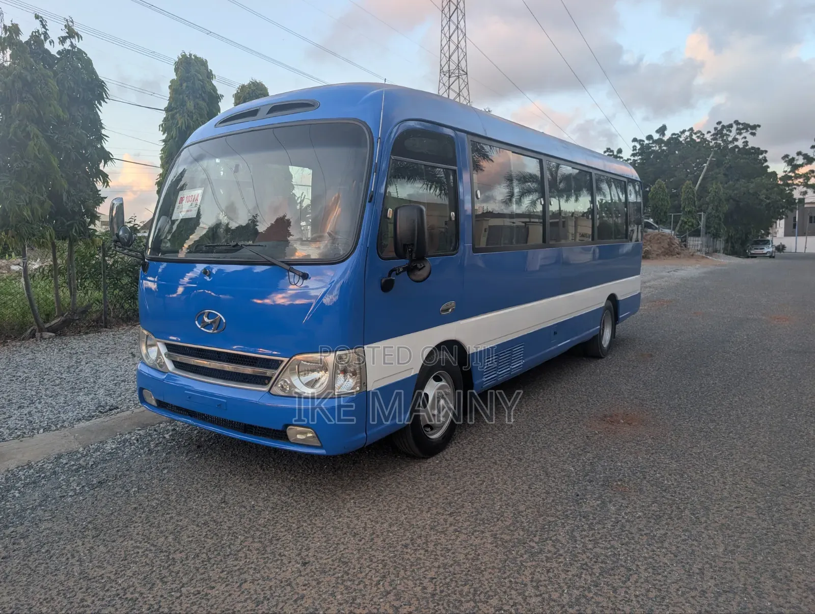 Hyundai County 2016 Blue