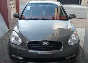 Hyundai Accent 2010 Gray
