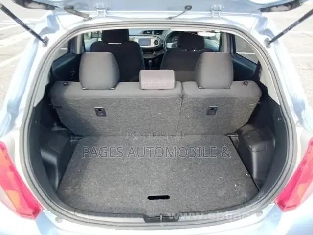 Toyota Vitz 1.5 FWD 3dr 2013 Blue