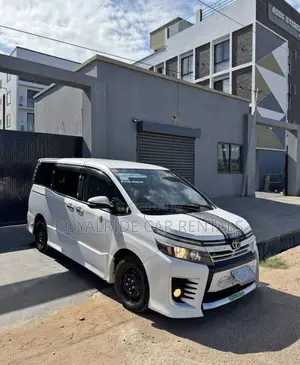Toyota Voxy 80-Series.