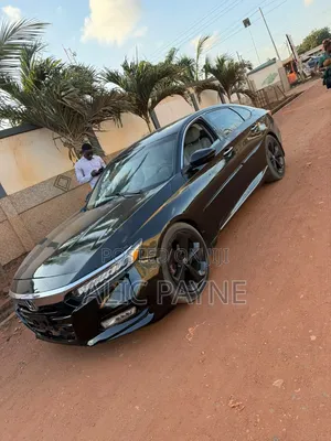 Honda Accord Touring 2.0T 2020 Black