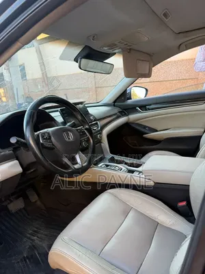 Honda Accord Touring 2.0T 2020 Black