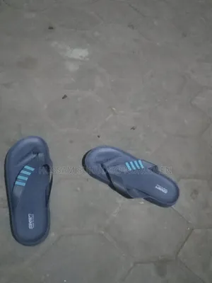 Sports Slippers