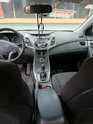 Hyundai Elantra Limited Sedan FWD (1.8L 4cyl 6A) 2016 Blue