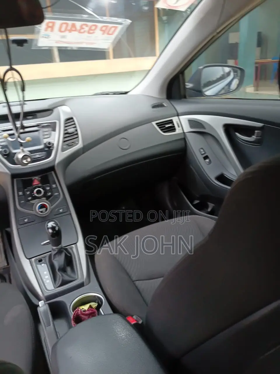 Hyundai Elantra Limited Sedan FWD (1.8L 4cyl 6A) 2016 Blue