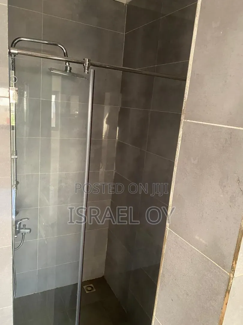 4bdrm House in Adjiringanor, Adjiriganor for rent