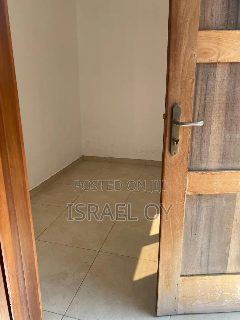 4bdrm House in Adjiringanor, Adjiriganor for rent
