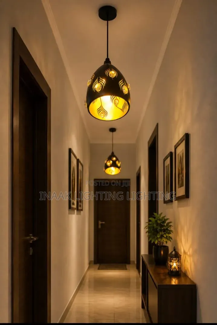 Feature Pattern Pendant Light