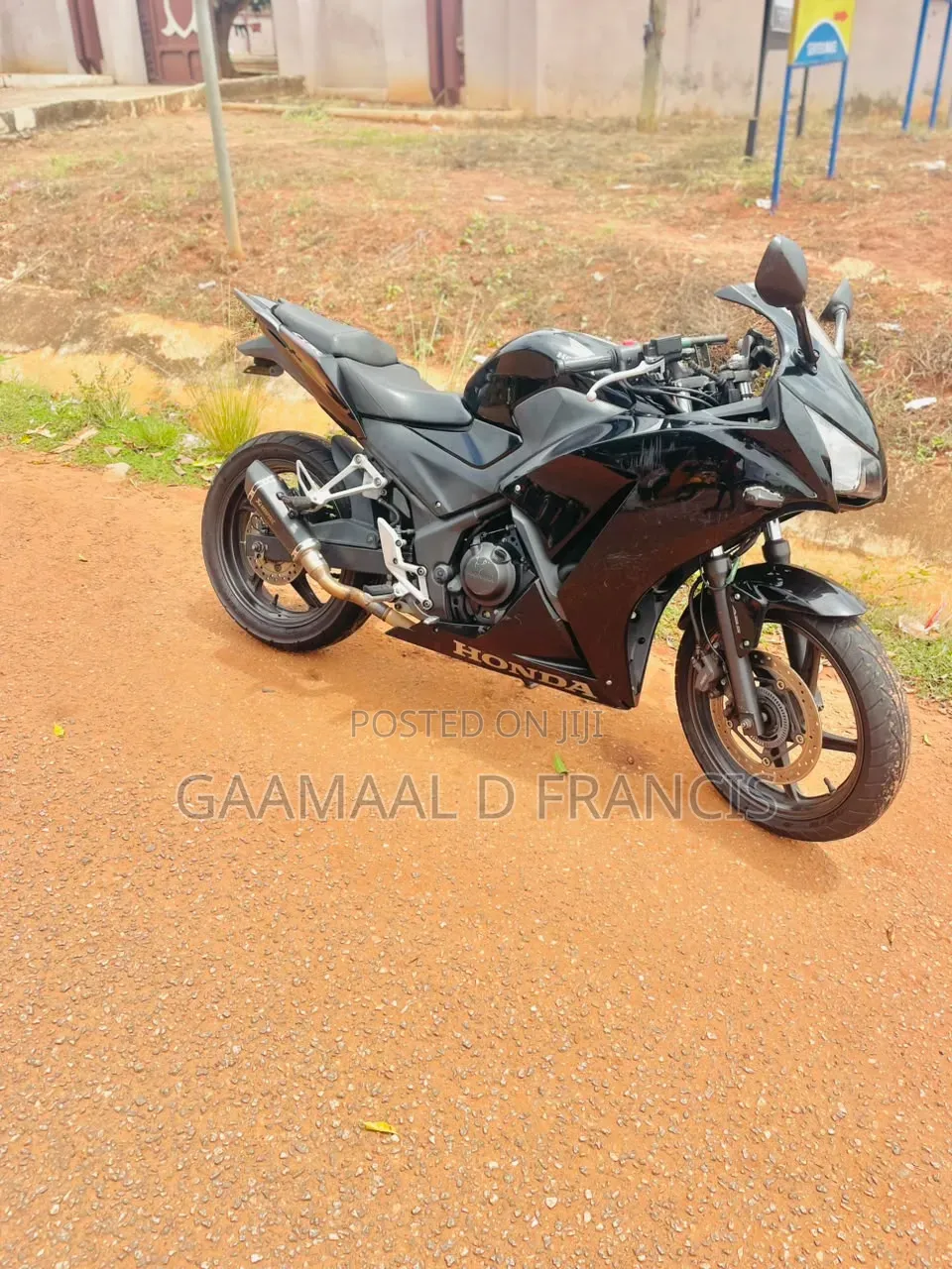 Honda Super Hawk 2018 Black