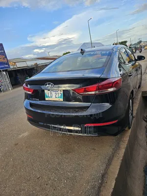 Hyundai Elantra 2018 Black