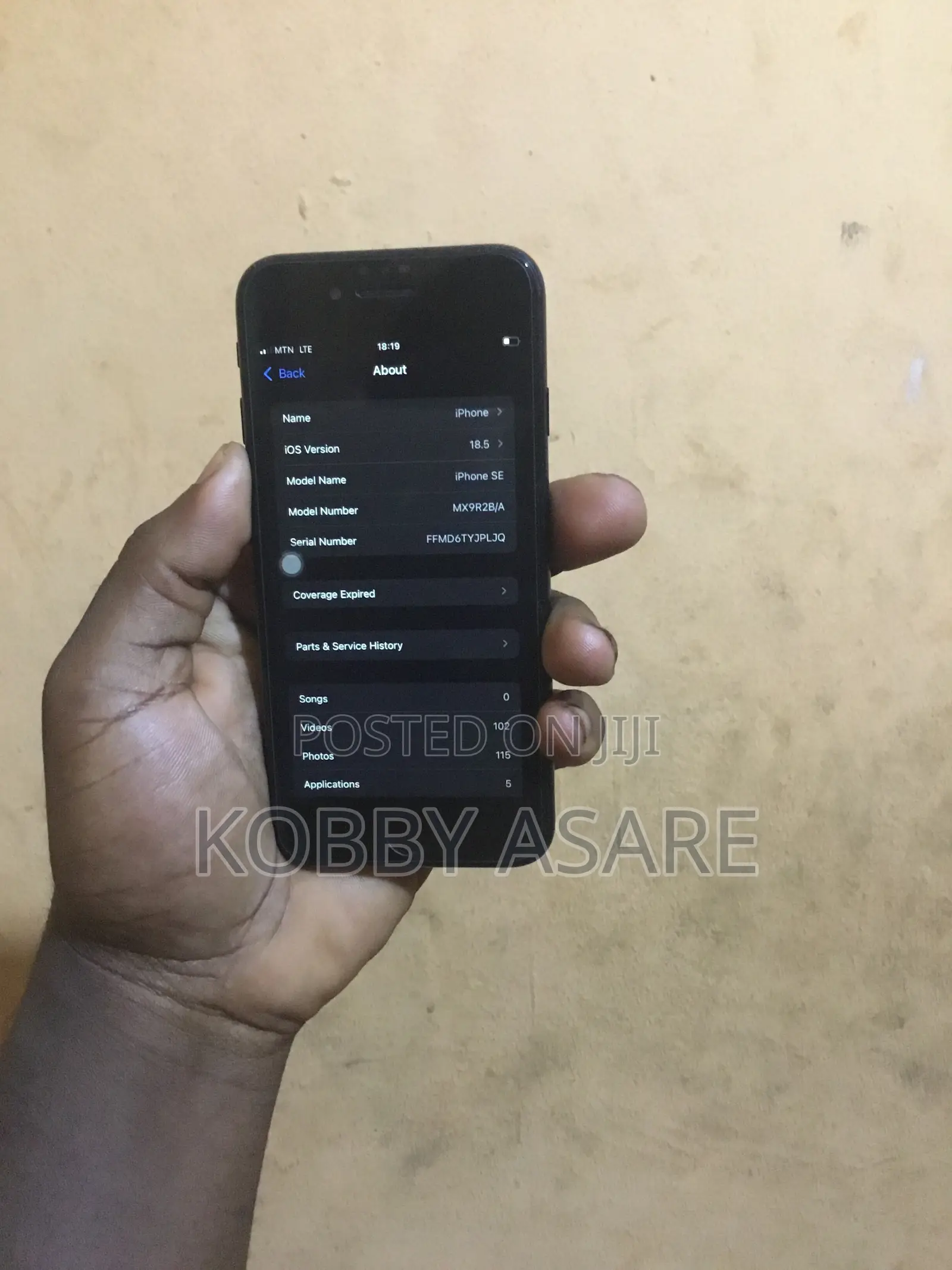 Apple iPhone SE (2020) 64 GB Black