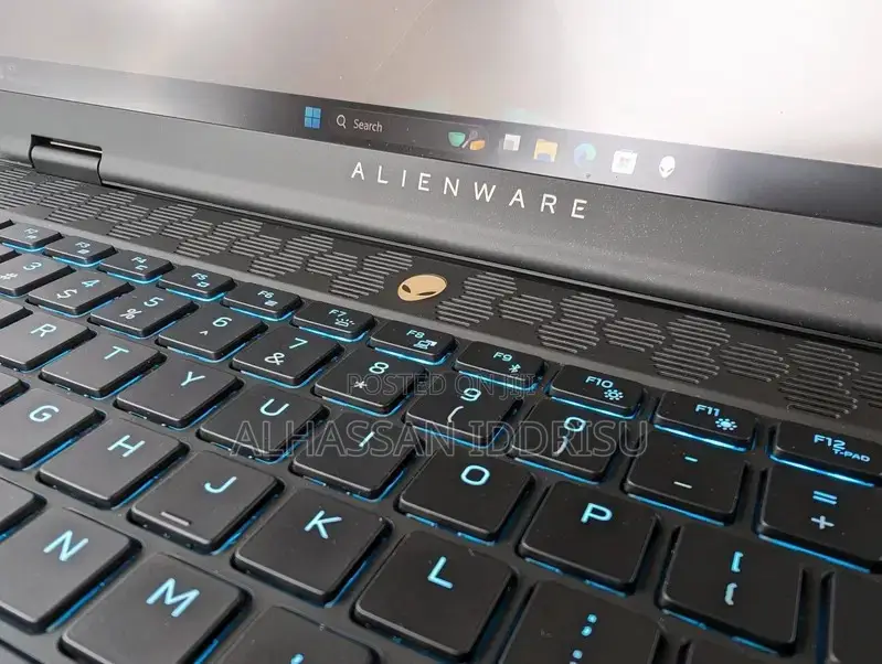 Laptop Dell 16GB Intel Core Ultra 9 SSD 512GB